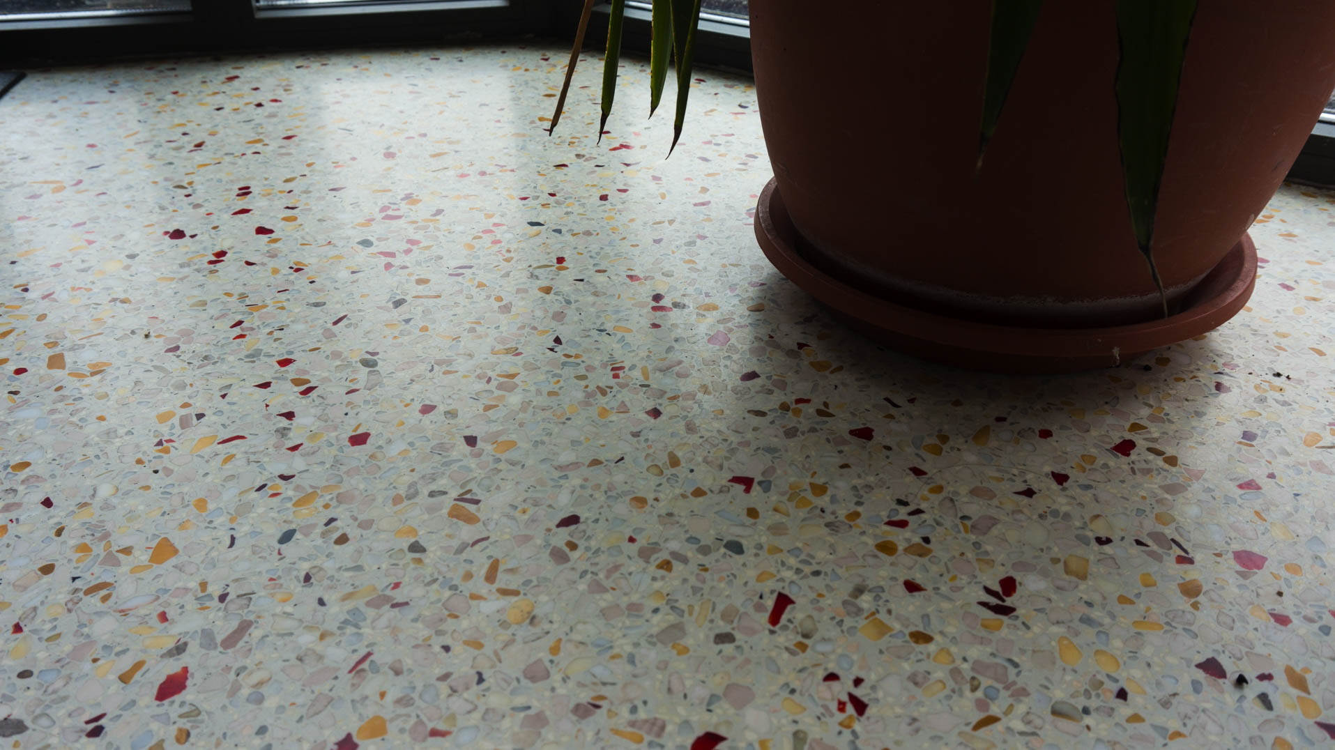 recycled glass in terrazzo